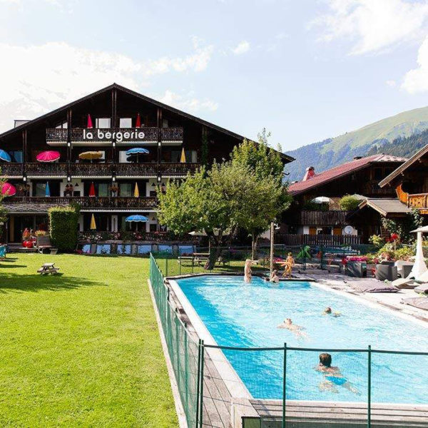 extérieur hotel spa la bergerie