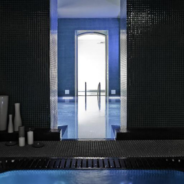 C2 Hotel Marseille_spa_piscine interieure_