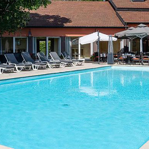 Grand Hotel Spa Gerardmer_Vosges_piscine exterieure