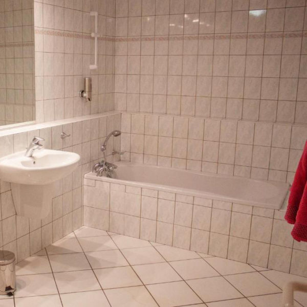 Le Relais Vosgien_Vosges_chambre_salle de bain