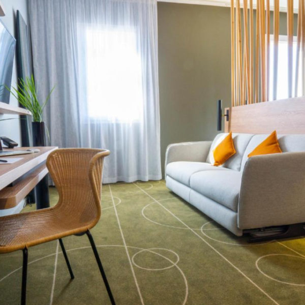 Golden Tulip Montpellier centre st Roch-interieur chambre