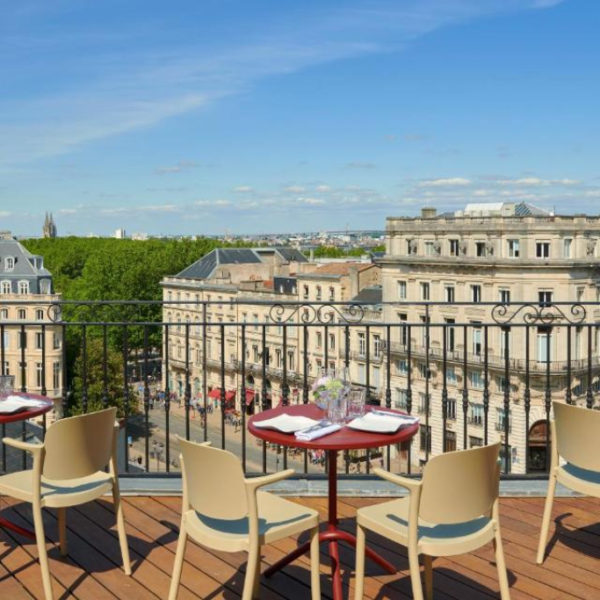 hotel Intercontinental Bordeaux_balcon avec vue sur la ville