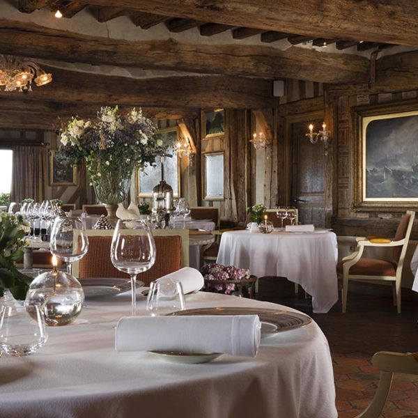 Relais & Chateaux - La Ferme Saint-Simeon-Restaurant
