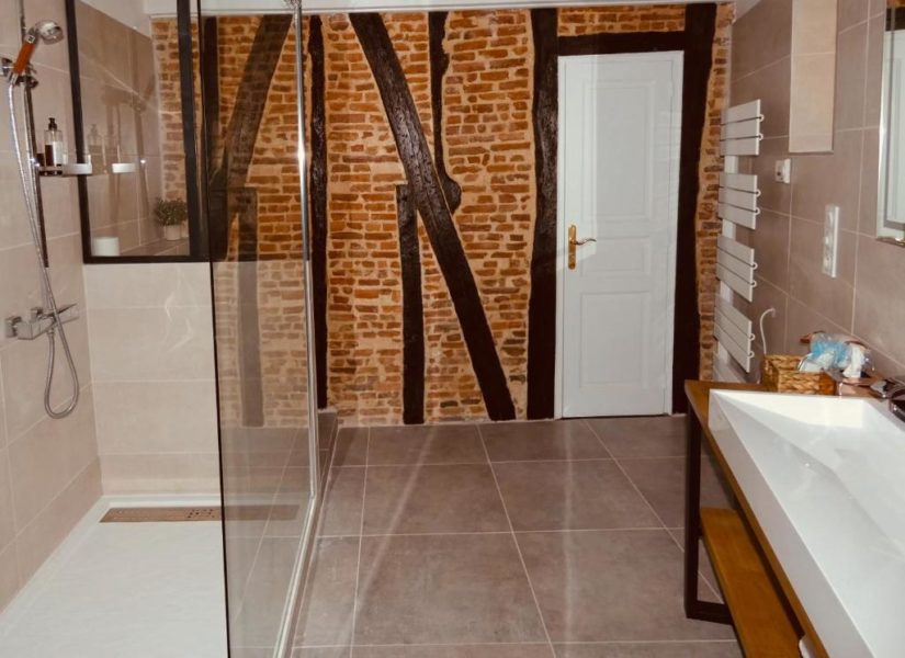 salle de bain Le Prieuré- Suites de Prestige avec spa privatif