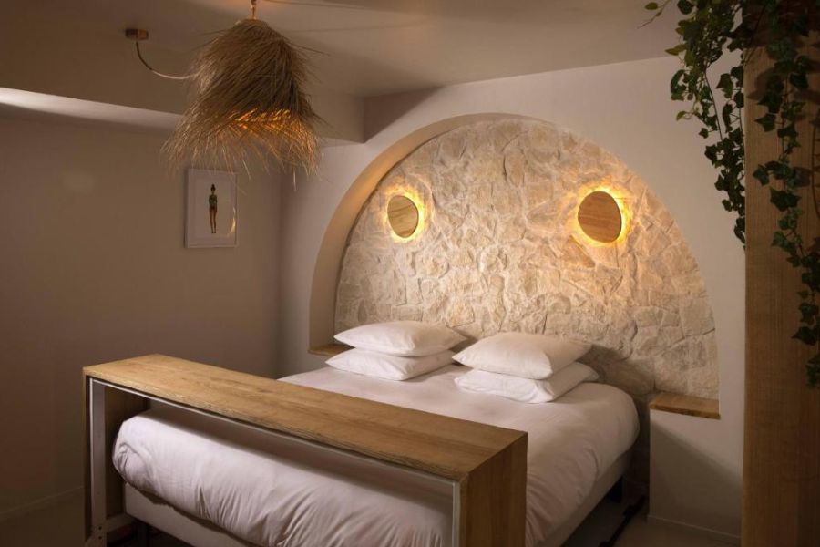 Chambre Minamina, chambre avec jacuzzi privatif / chambre avec Jacuzzi en Provence
