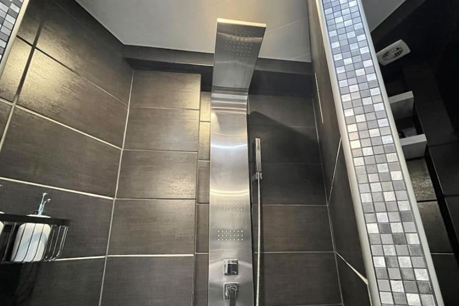 Appartement de luxe avec Jacuzzi au centre de Metz (3)