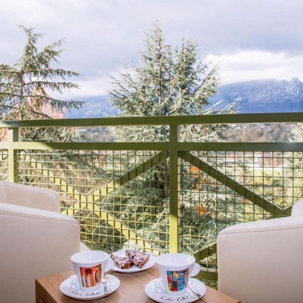 Terasse La Villa Marlioz hôtel spa _ Aix-les-bains (7)