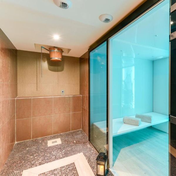 Le colisée Hotel & Spa (4)