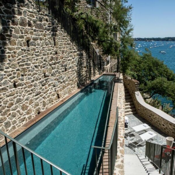 Bassin de nage Castelbrac Hotel & Spa