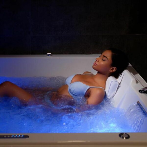 Jacuzzi _ HR Hôtel Spa Marin Ile de Ré