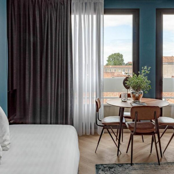 Maison des Ambassadeurs (2)