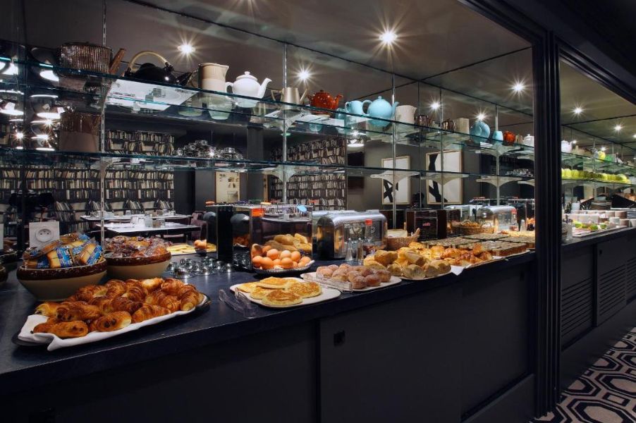 Petit Déjeuner Hotel le Cinq Hyper - Centre