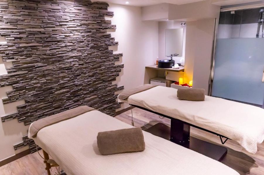 Cabine de soins Almoria Hôtel & SPA
