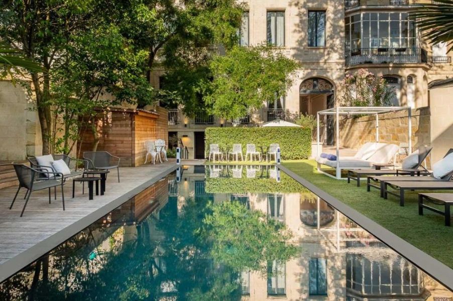 Piscine extérieure Hôtel Spa Le Palais Gallien - Bordeaux