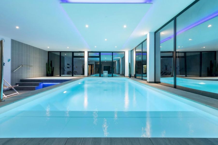 Piscine intérieure Carnac Hôtel Lodge & Spa - Baie de Quiberon