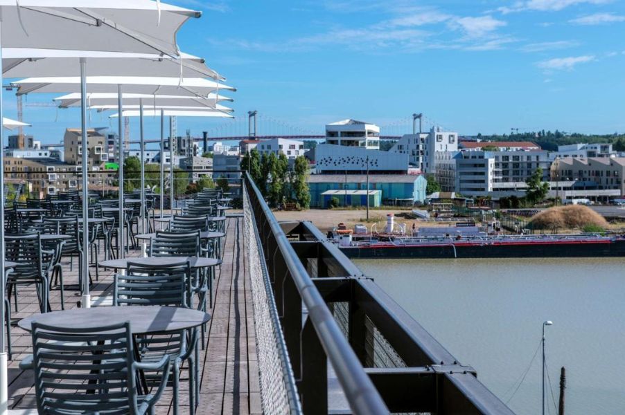 Terasse Radisson Blu Hotel Bordeaux (1)