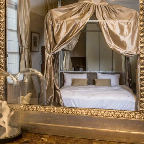 chambre Hôtel Particulier Le 28 - Spa & Art Luxury Design
