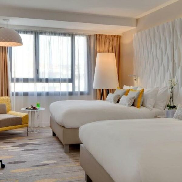 renaissance aix en provence chambre